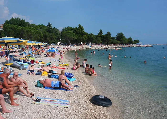 Apartments With A Parking Space Crikvenica - 22434