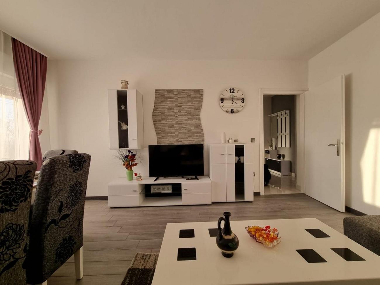 Apartma With A Parking Space - 22434